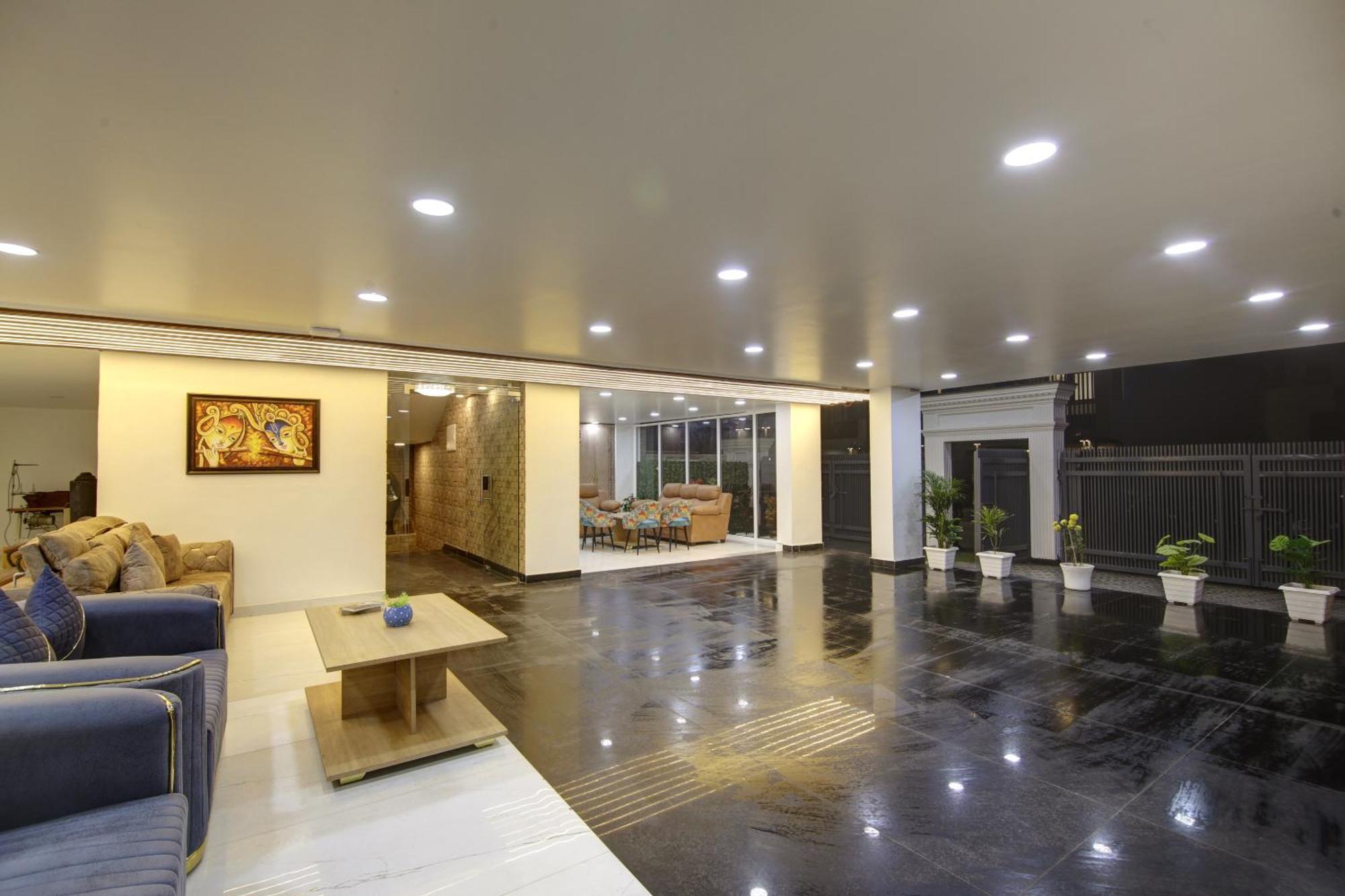 Anandam Club House Aparthotel Gurgaon Exterior photo