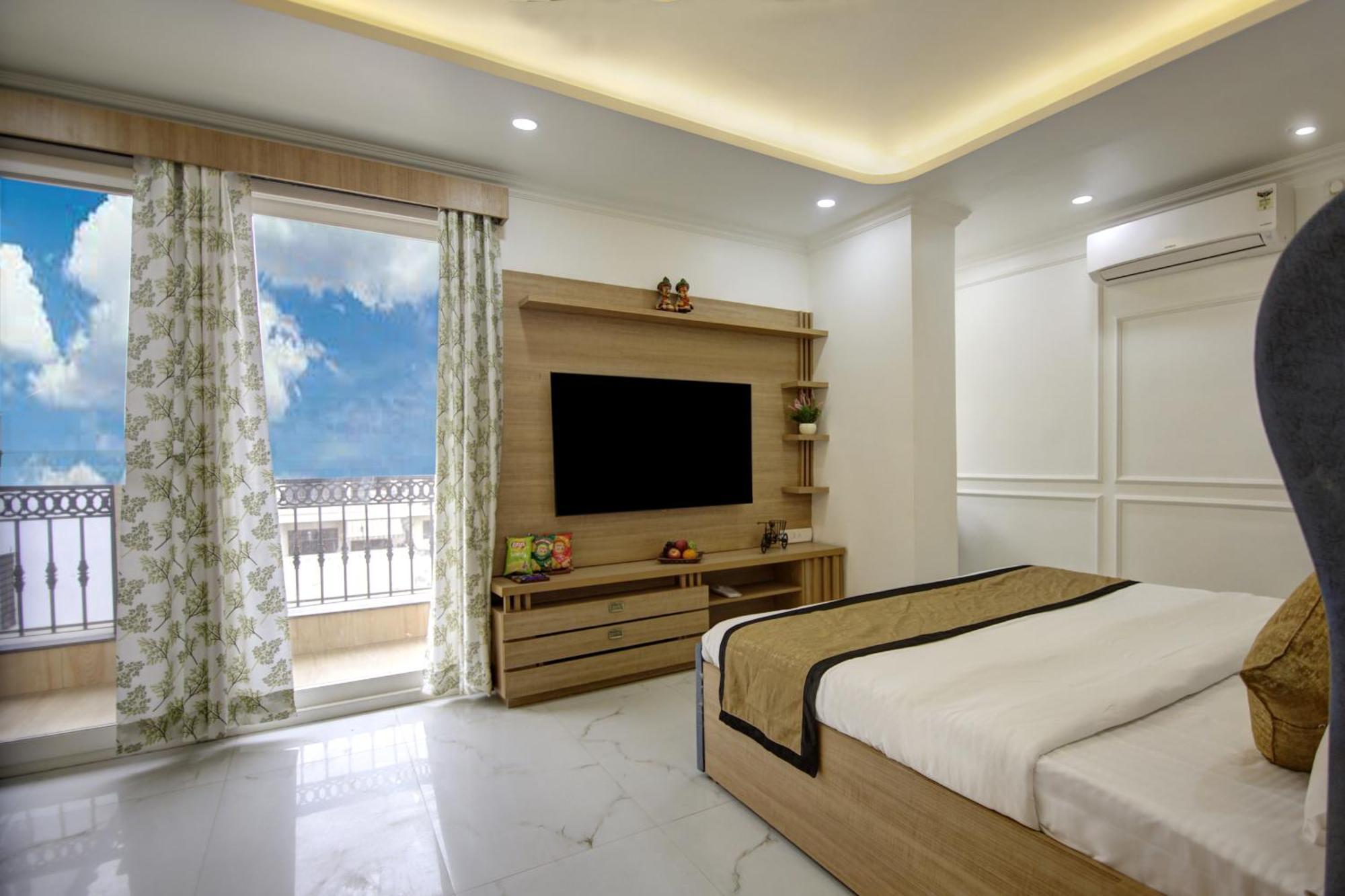 Anandam Club House Aparthotel Gurgaon Exterior photo